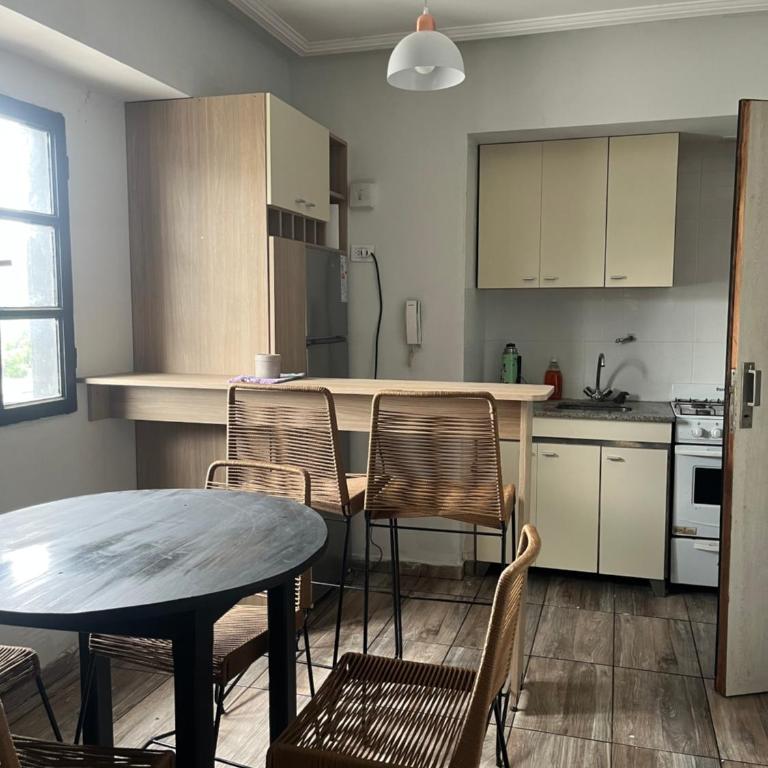 Depto San Lorenzo y Alberdi - One-Bedroom Apartment - 6