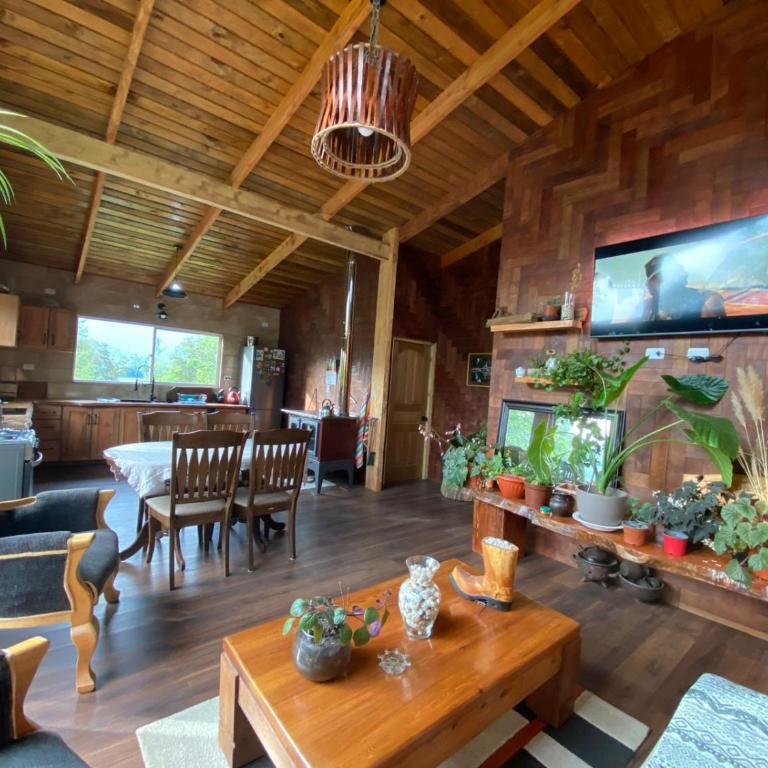 Casa familiar - Three-Bedroom House - 17