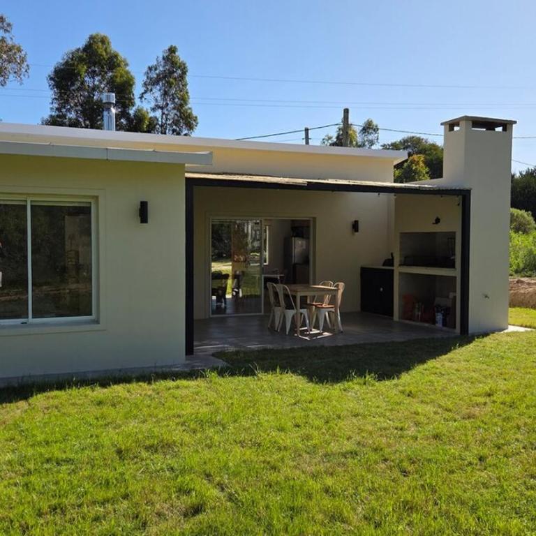 Casa nueva, Punta Colorada, Piriapolis con amplio parrillero - Two-Bedroom House - 4