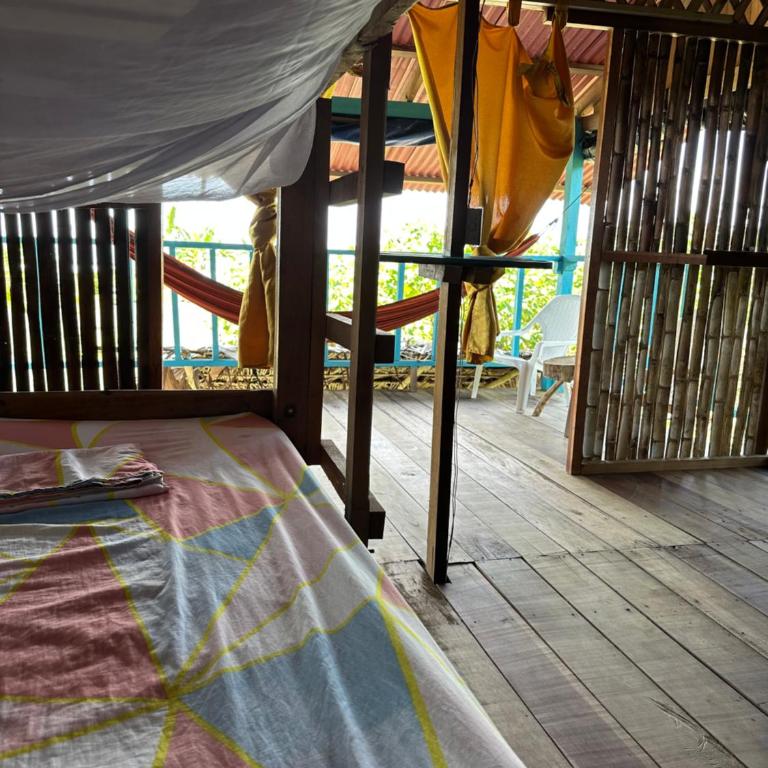 La Roca House - Cama en habitación compartida con 4 camas - 8