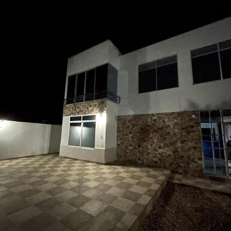 Casa Almendra - Three-Bedroom Apartment - 1