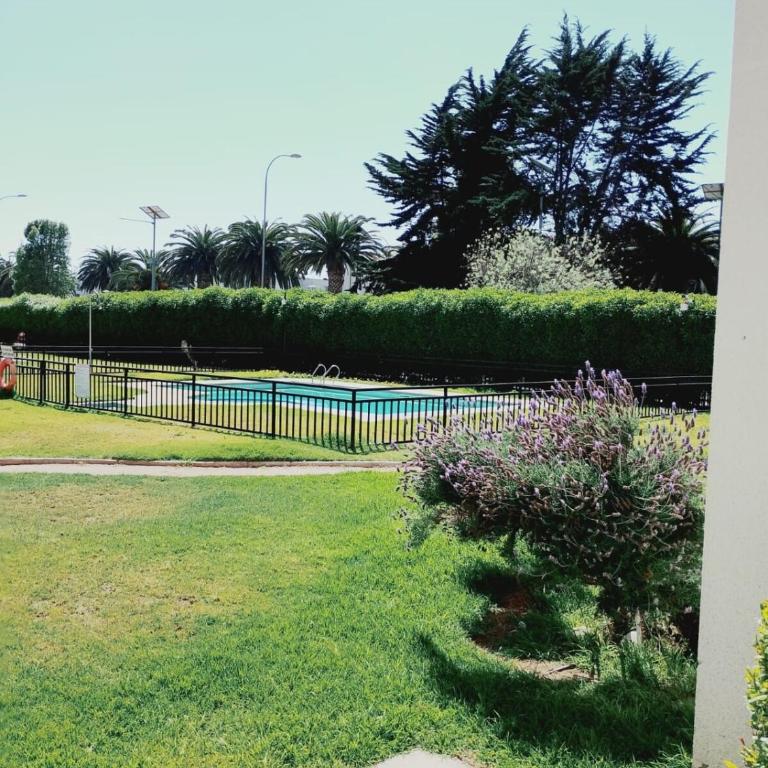 Cómodo y espacioso departamento en La Serena - Three-Bedroom Apartment - 12