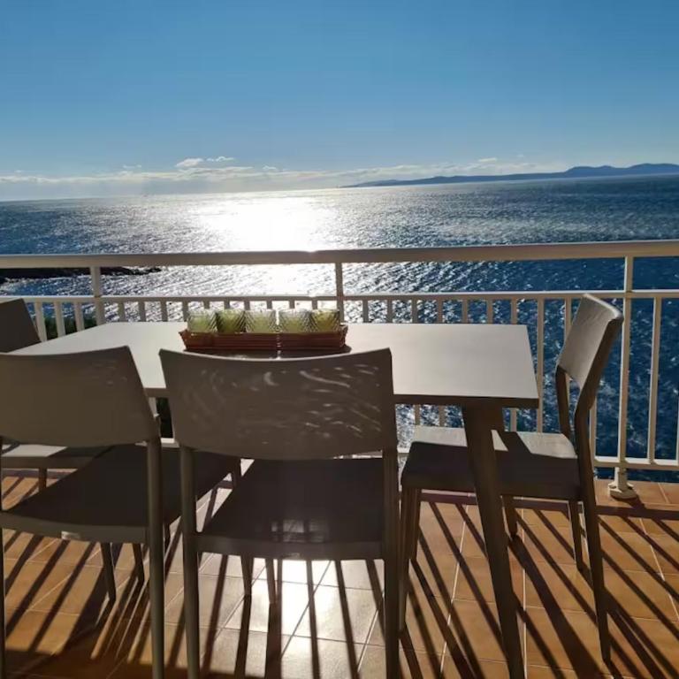 Paradise by the sea - VAN GOGH Apartment - Apartment with Sea View - 3