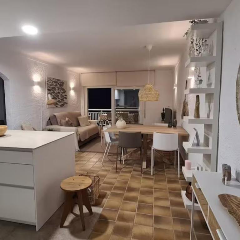 Paradise by the sea - VAN GOGH Apartment - Apartment with Sea View - 12