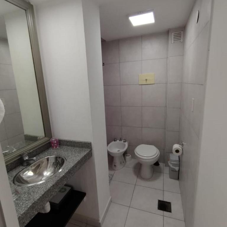 Departamento Resistencia Centro - Apartamento de 2 dormitorios con balcón - 12