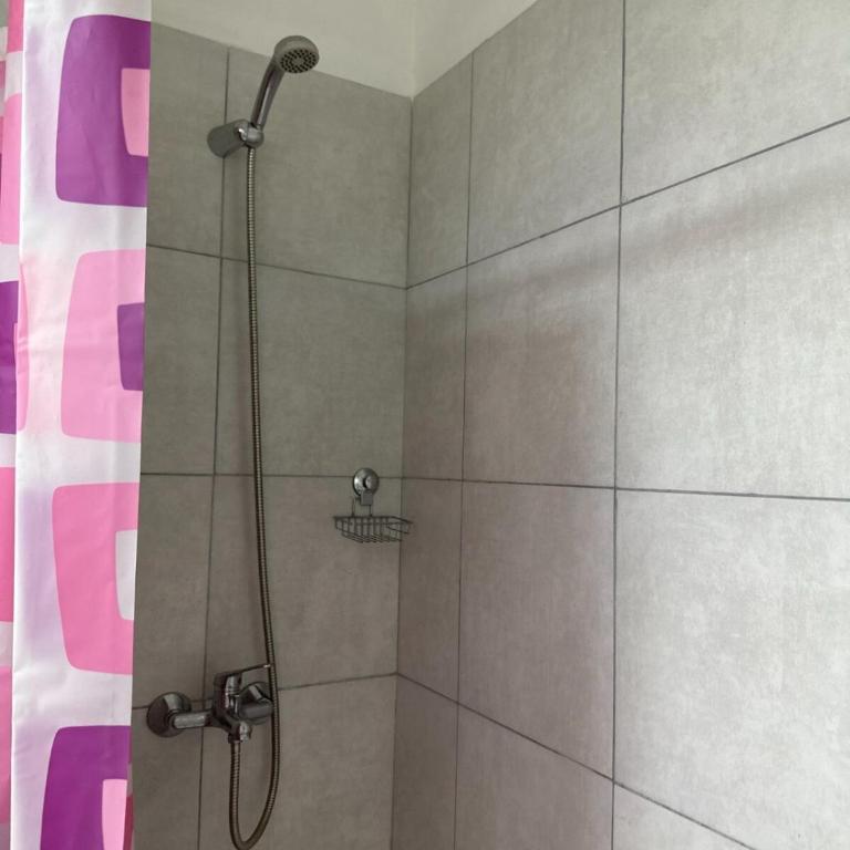 Departamento Resistencia Centro - Apartamento de 2 dormitorios con balcón - 23