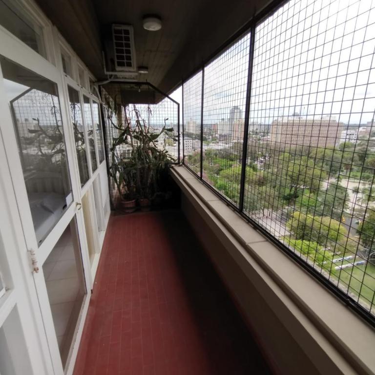 Departamento Resistencia Centro - Apartamento de 2 dormitorios con balcón - 10
