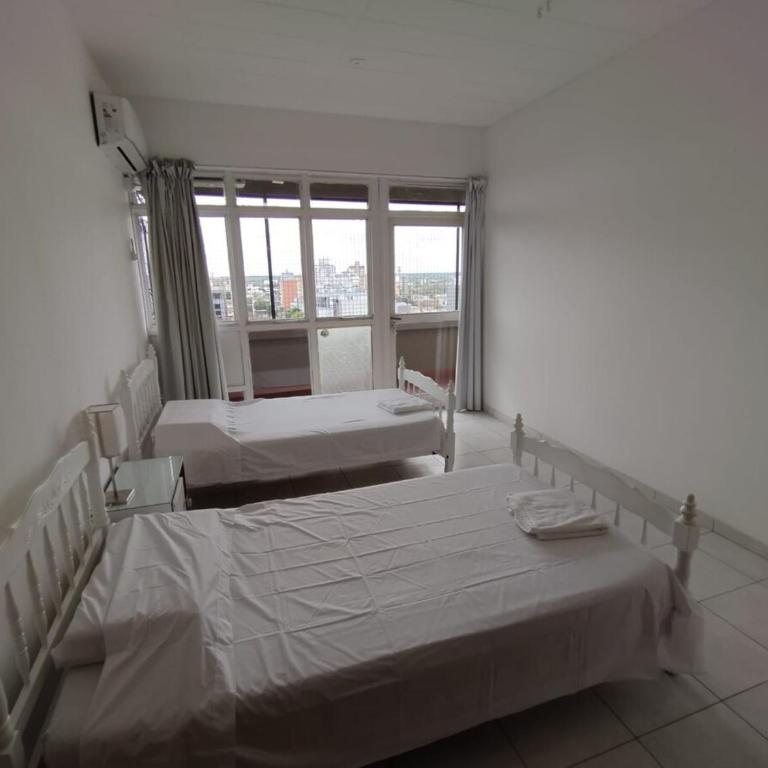 Departamento Resistencia Centro - Apartamento de 2 dormitorios con balcón - 6
