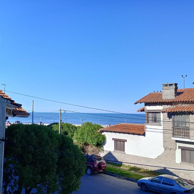 Departamento frente al mar- La Perla - One-Bedroom Apartment - 7