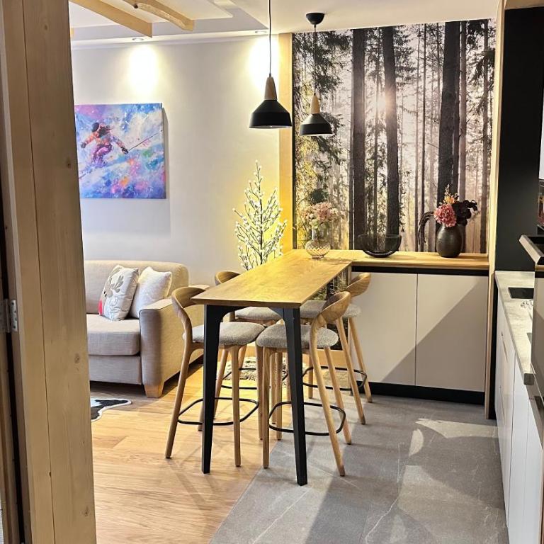 Snowfall Luxury Suites Jahorina - One-Bedroom Apartment with Balcony and Mountain View - 6