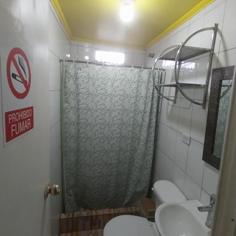 Hospedaje con Pensión Completa - Standard Quadruple Room - 1