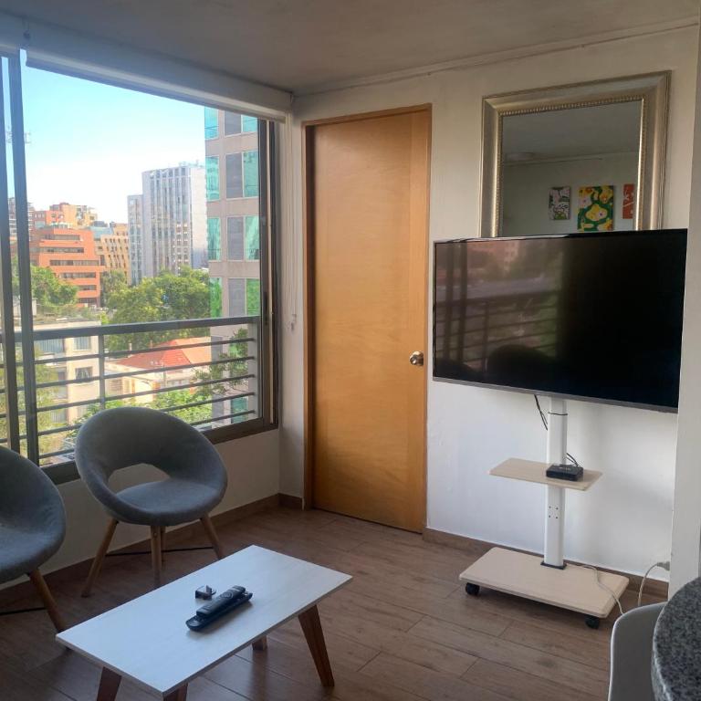 Cómodo departamento en Escuela Militar, Las Condes - One-Bedroom Apartment - 9