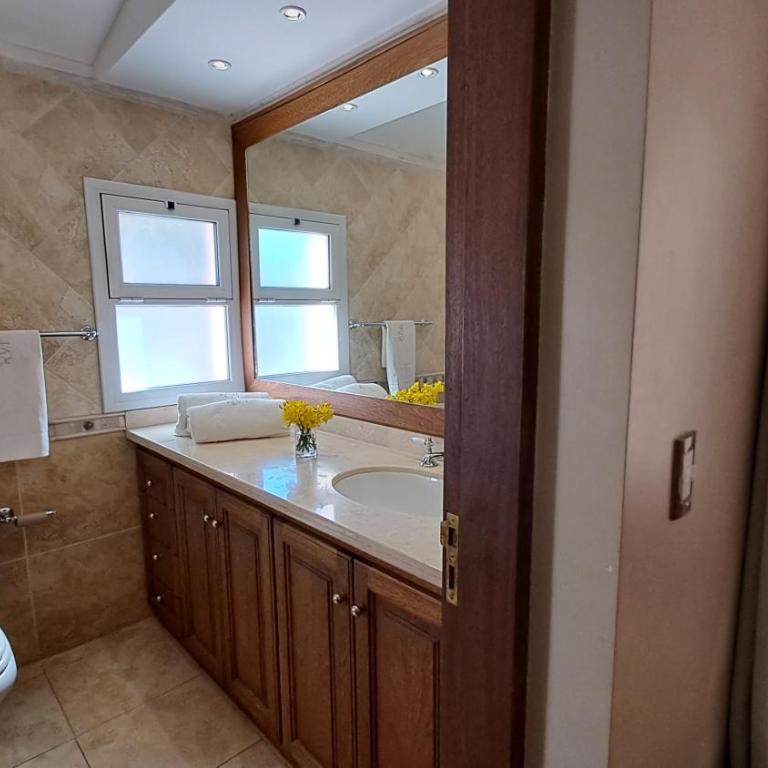 Tù Casa de Campo Petit Hotel Potrero de los Funes a 30min - Habitación Doble Deluxe con bañera de hidromasaje - 1 o 2 camas - 4
