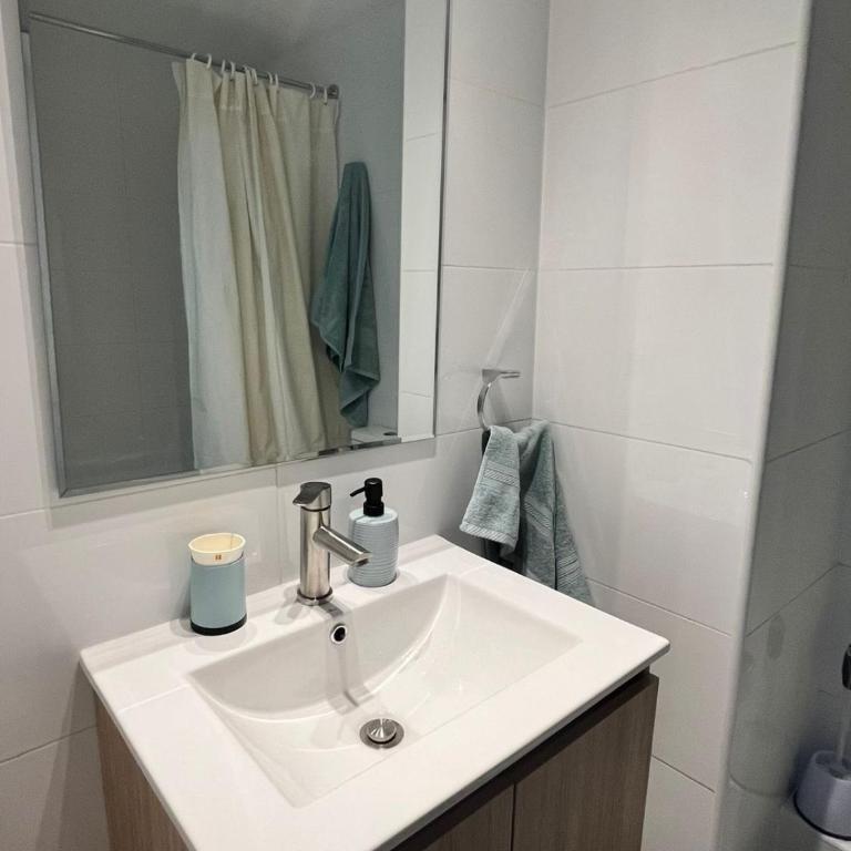 Departamento Nuevo Amoblado Metro Santa Ana - Two-Bedroom Apartment with Terrace - 8