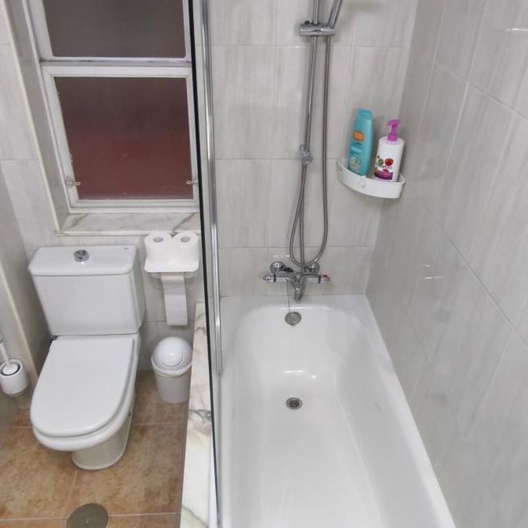 Piso muy luminoso y céntrico 1D - Apartamento de 3 dormitorios - 21