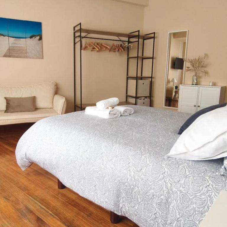 Piso muy luminoso y céntrico 1D - Apartamento de 3 dormitorios - 8