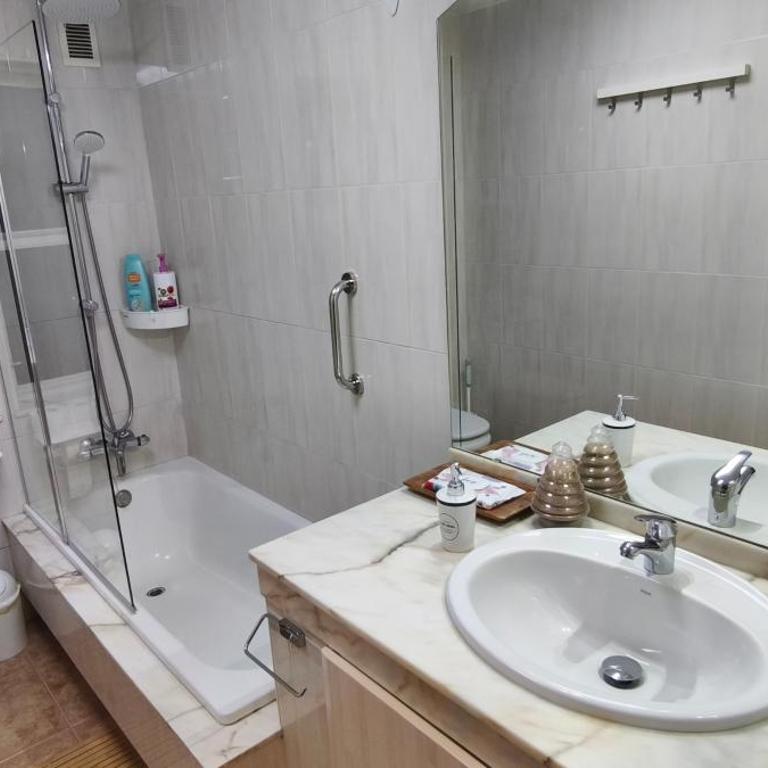 Piso muy luminoso y céntrico 1D - Apartamento de 3 dormitorios - 22
