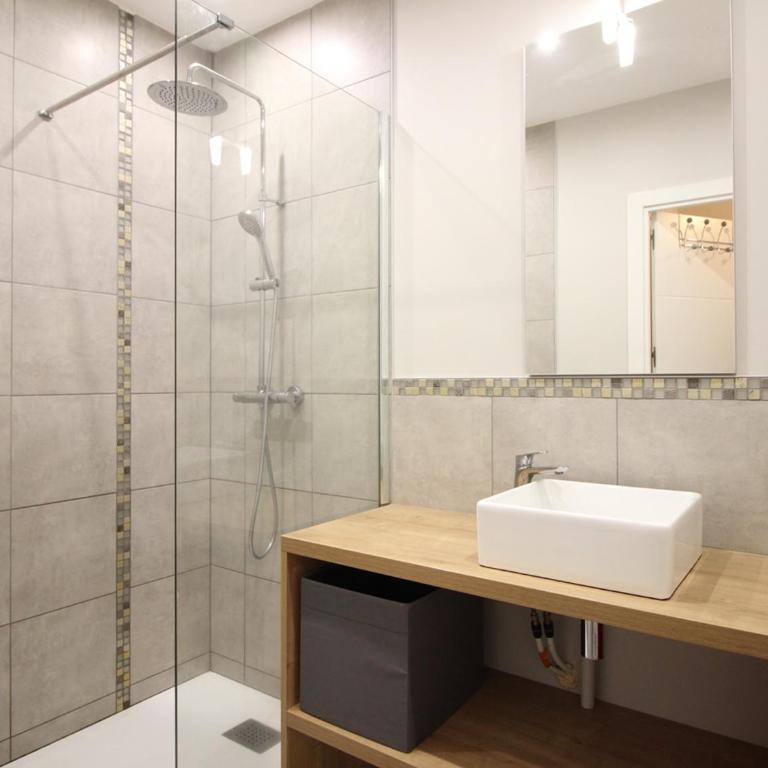 F2 bis au Mont-Dore avec parking proche Thermes - FR-1-415-162 - Apartment - 7
