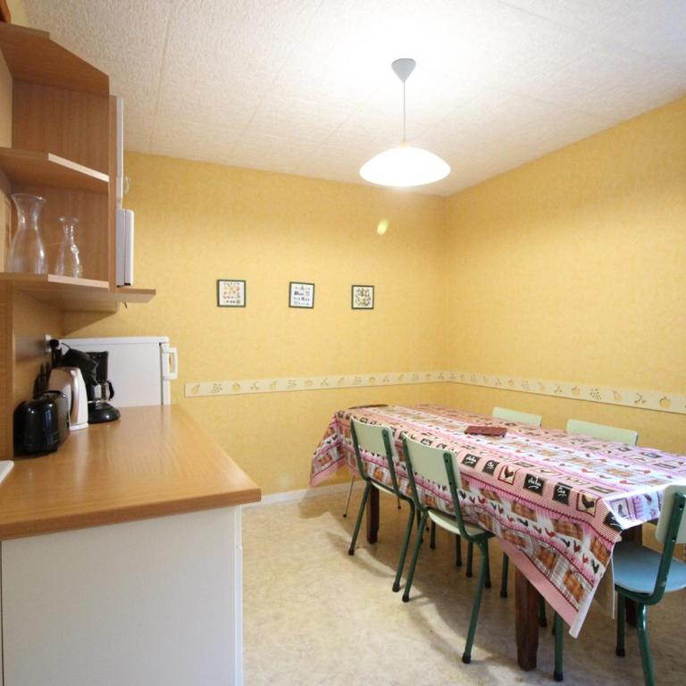 Bel appartement 90m² avec WIFI et parking, près du centre - FR-1-415-180 - Apartment - 3