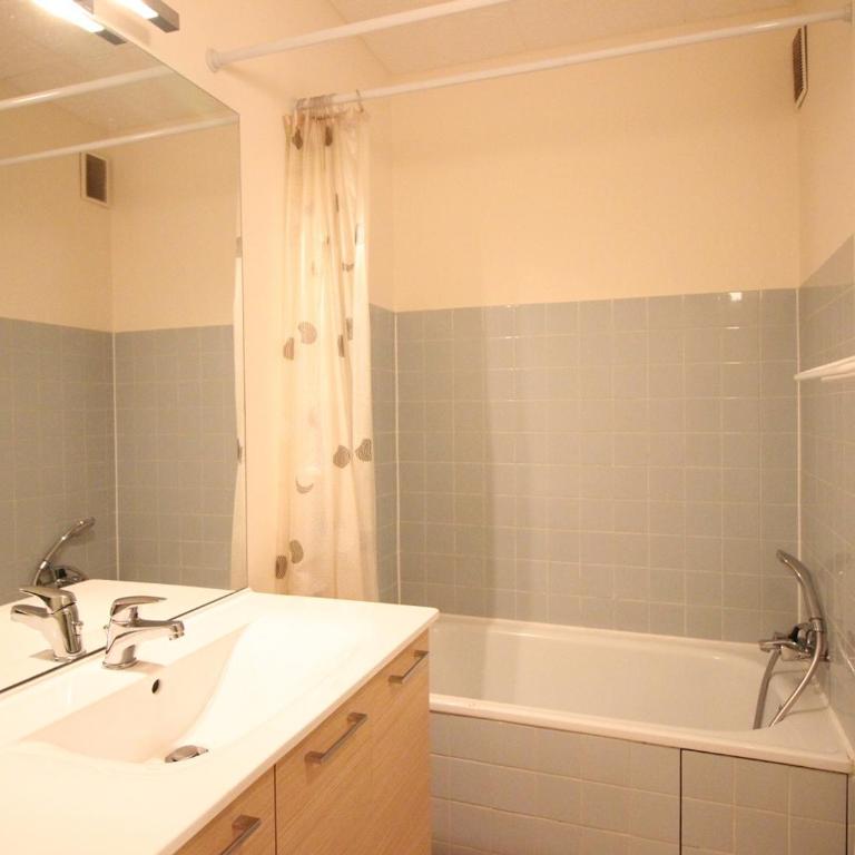 Bel appartement 90m² avec WIFI et parking, près du centre - FR-1-415-180 - Apartment - 5