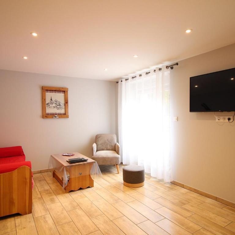 Appartement T2 de charme au Mont-Dore avec parking et wifi - FR-1-415-176 - Apartment - 2