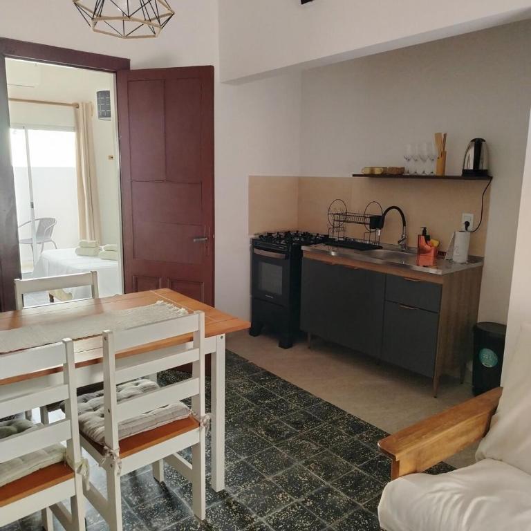 Casa en el centro de Carmelo - Apartamento de 1 dormitorio - 10