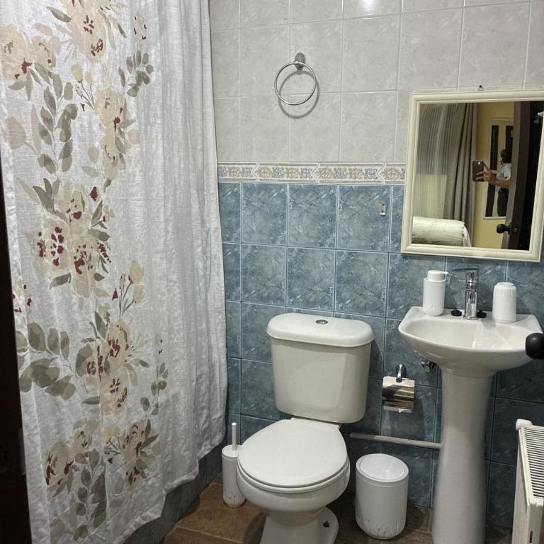 Hostal Mundet - Superior Queen Room - 14
