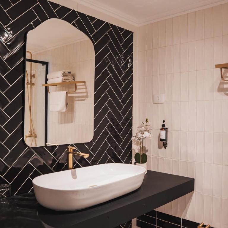 Hotel Marcos Gamero - Suite con cama grande - 5