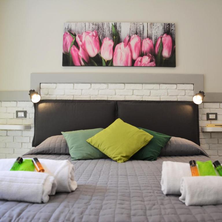 Duca di Villena - King Room with Balcony - 2