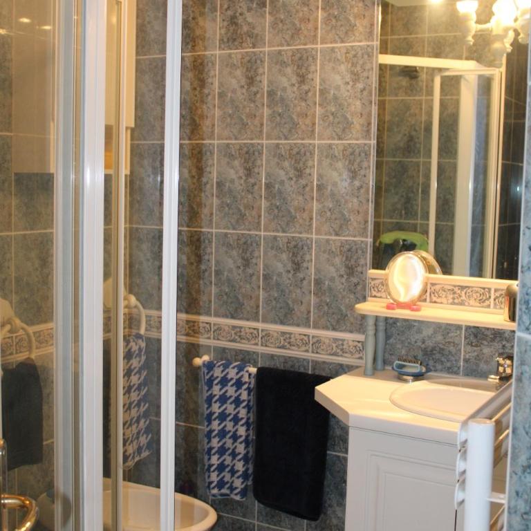 Le Must ! ADMIRAL PLAZA - One-Bedroom Apartment - 16
