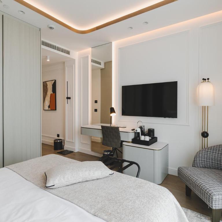 Luminoso Boutique Hotel - Premium Double Sea View Room - 4