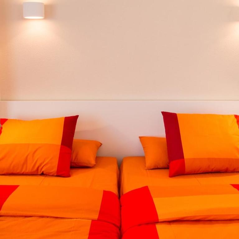 SeaHomes Vacations - Seafront Apt Fenals & PKG - Apartamento de 3 dormitorios - 35