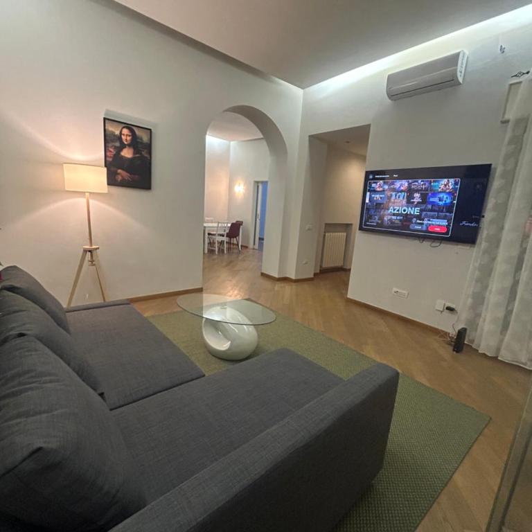 Sisella Home - Duomo by Napolipopart - Appartamento con 3 Camere da Letto - 55
