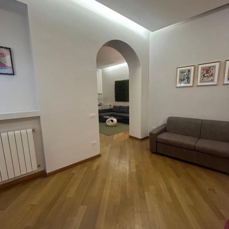 Sisella Home - Duomo by Napolipopart - Appartamento con 3 Camere da Letto - 82