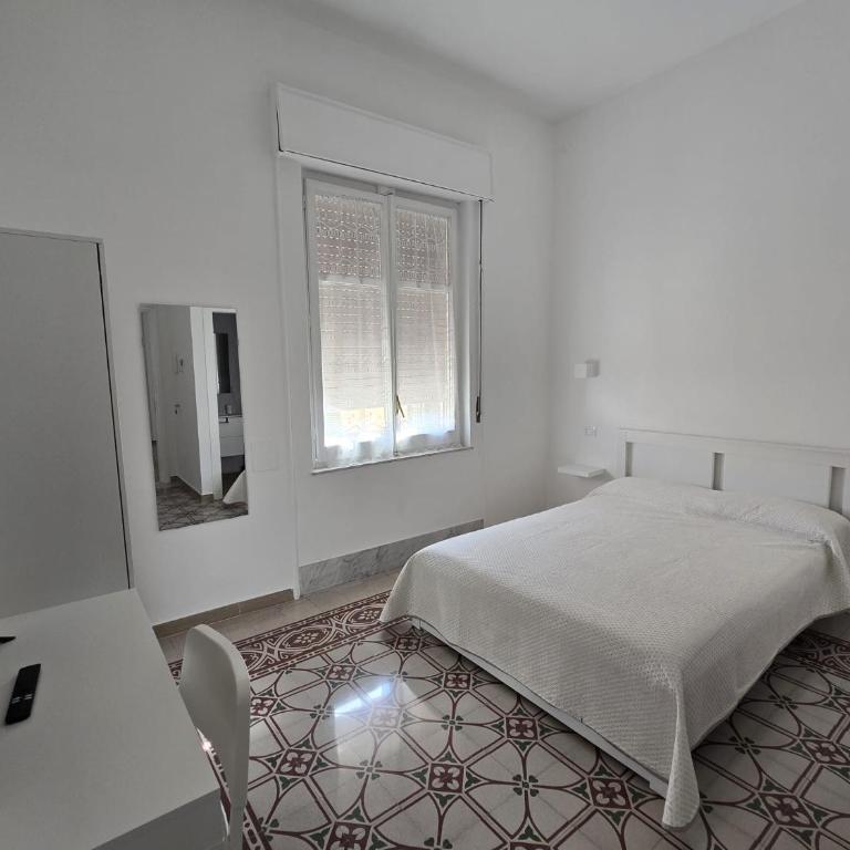 GiuAdel casa Palermo - Double Room with Private Bathroom - 1