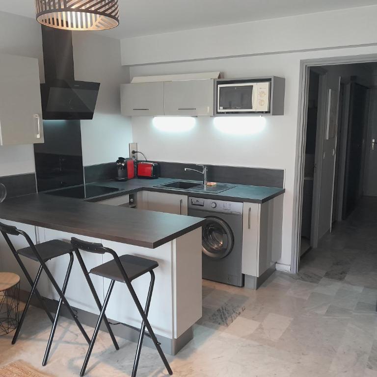 Appartement à 100m de la plage - Apartment mit 1 Schlafzimmer - 3
