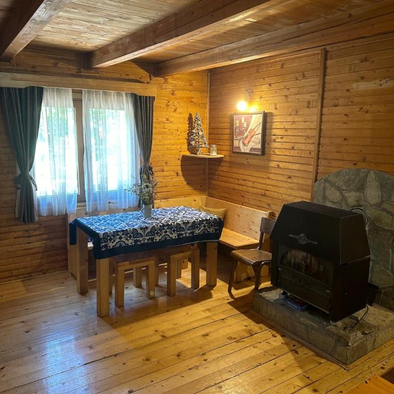 MM Lodge-Mountain House on the Road to Ski Center - Vikendica sa Tri Spavaće Sobe - 5