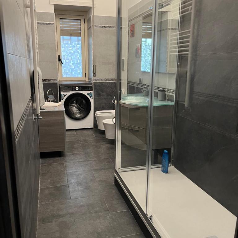 Alesuiteroomnapoli - Casa Vacanze con 3 Camere da Letto - 4