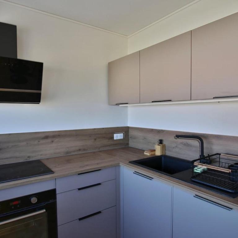 La suite du Zénith - Clim Parking & Plage - Appartement - Vue sur Ville - 13