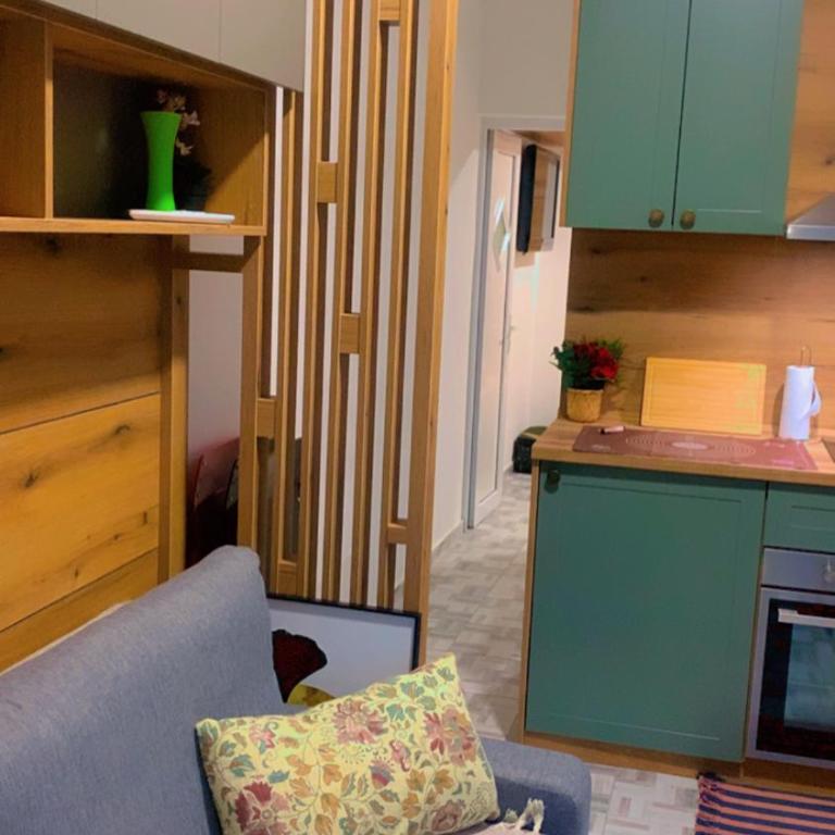 Clementine - One-Bedroom Apartment - 4
