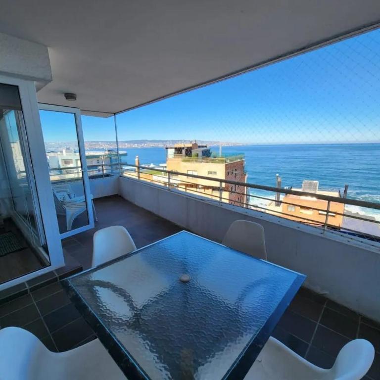 hermoso departamento familiar NO ARGENTINOS - Apartamento de 3 dormitorios con vistas al mar - 10