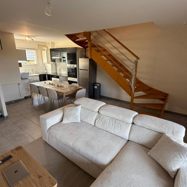 Maison vue sur le lac et proche du golf ! - Villa Supérieure - 10