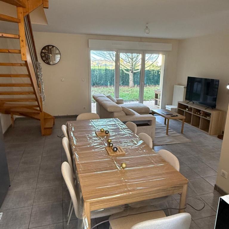 Maison vue sur le lac et proche du golf ! - Villa Supérieure - 20