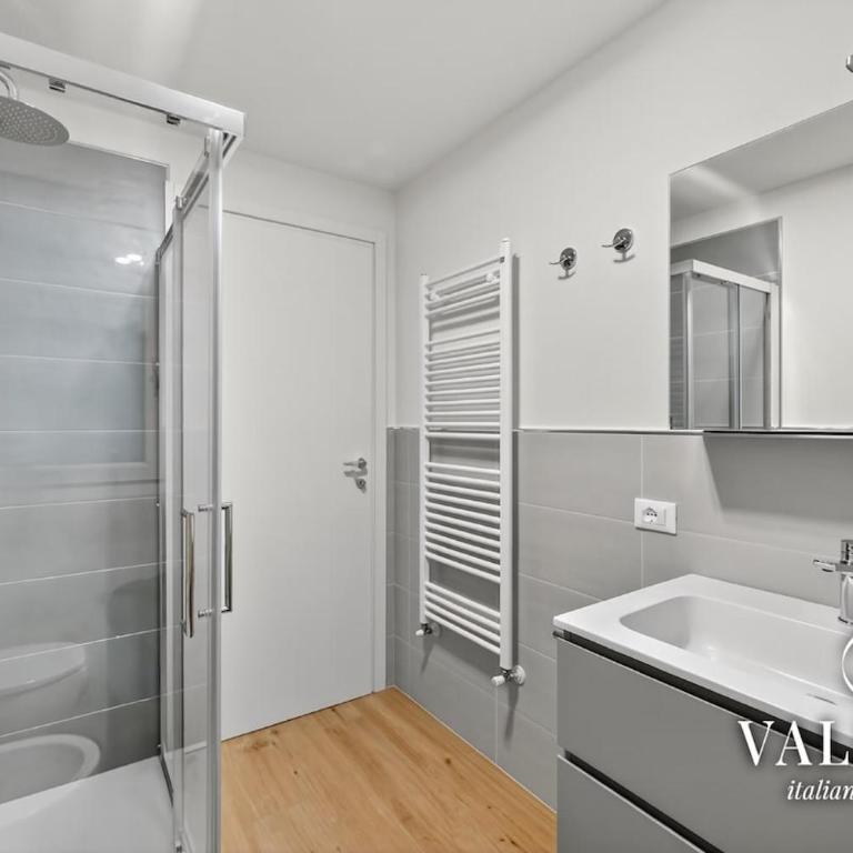 Villa Blu Lucca- Pool and Parking 10 Min from Lucca - Villa con 3 Camere da Letto - 19