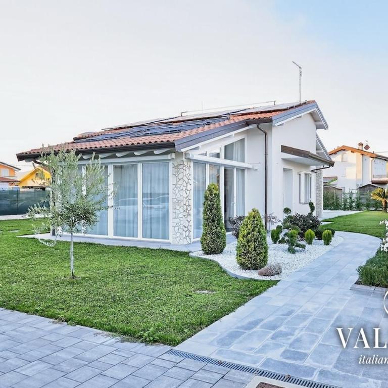 Villa Blu Lucca- Pool and Parking 10 Min from Lucca - Villa con 3 Camere da Letto - 2