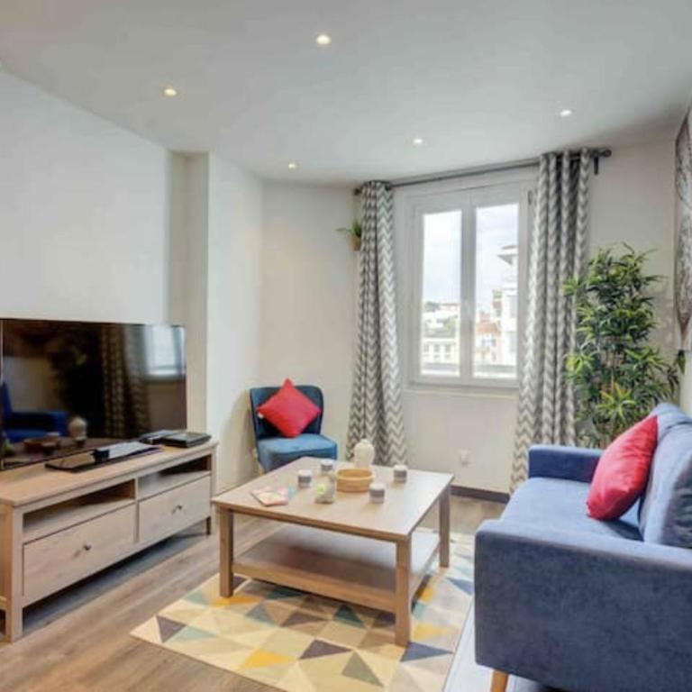 Cannes Appartement au centre-ville dernier étage - Apartment mit 2 Schlafzimmern - 5