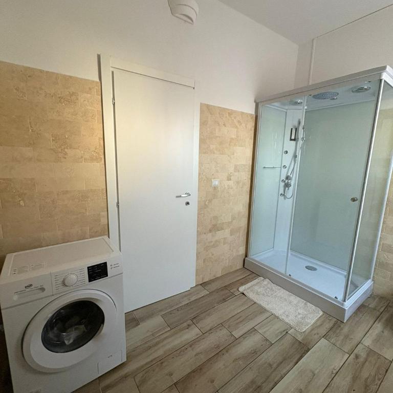 Domo Acabara - Appartamento Deluxe con 2 Camere da Letto e Balcone - 8