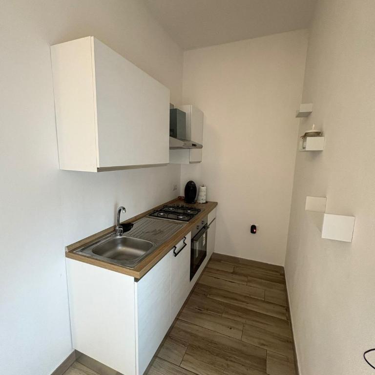 Domo Acabara - Appartamento Deluxe con 2 Camere da Letto e Balcone - 13