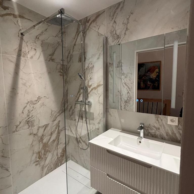 Studio avec chambre inférieure - Apartment mit 1 Schlafzimmer - 2