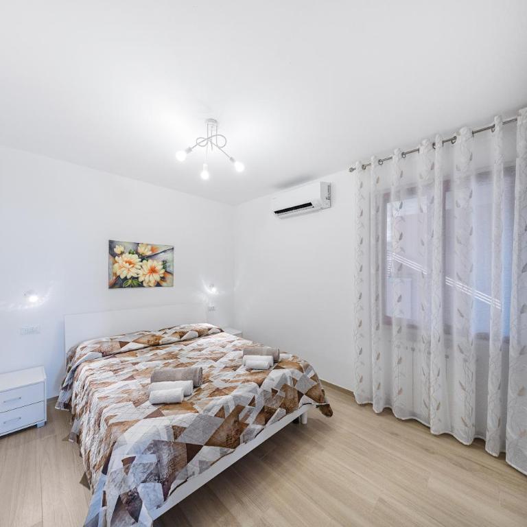 Casa Mirella - Appartamento con 1 Camera da Letto - 9